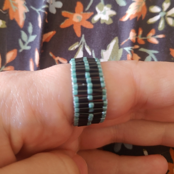 Simple ring - Picture 2 of 2